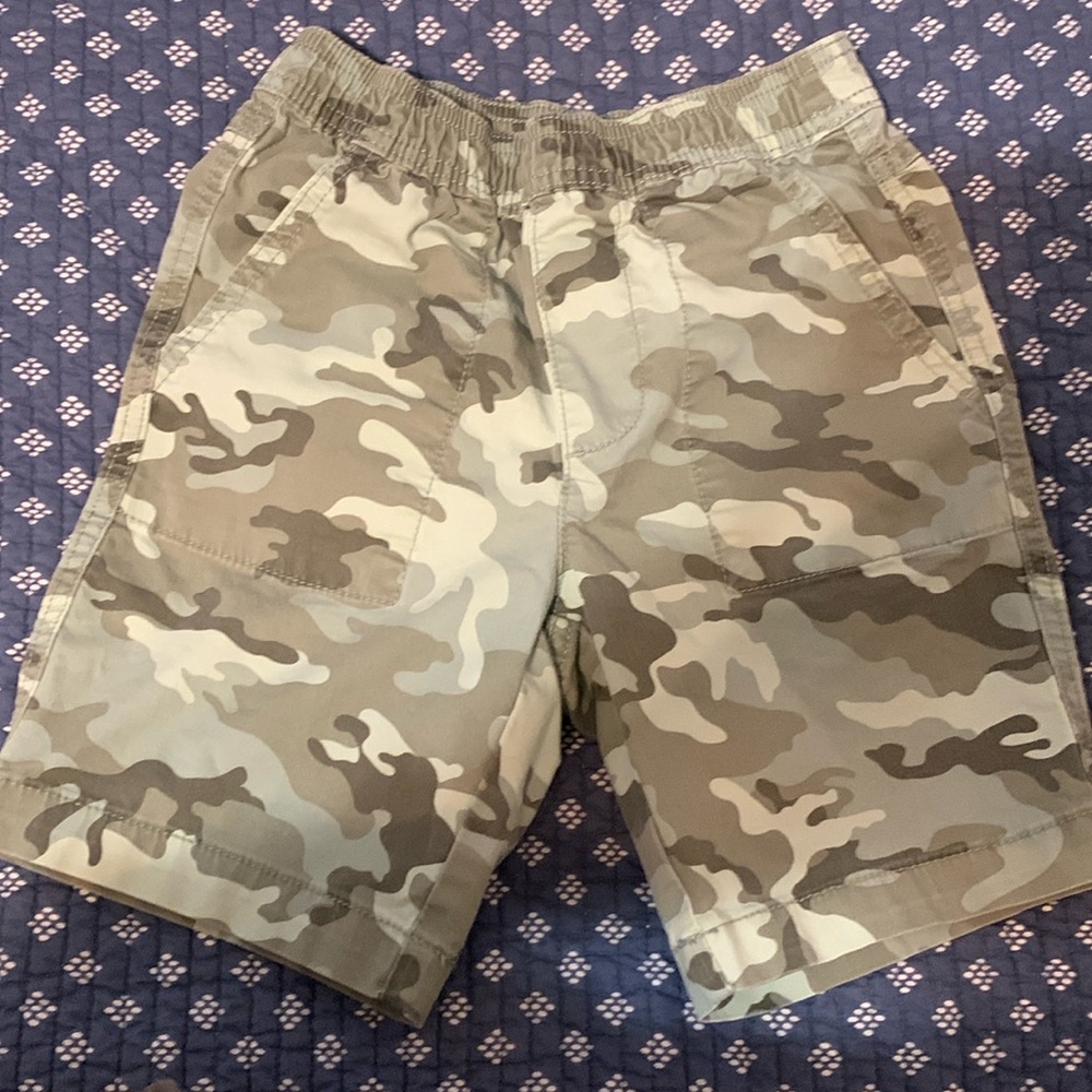Sams club kids shorts Camo design